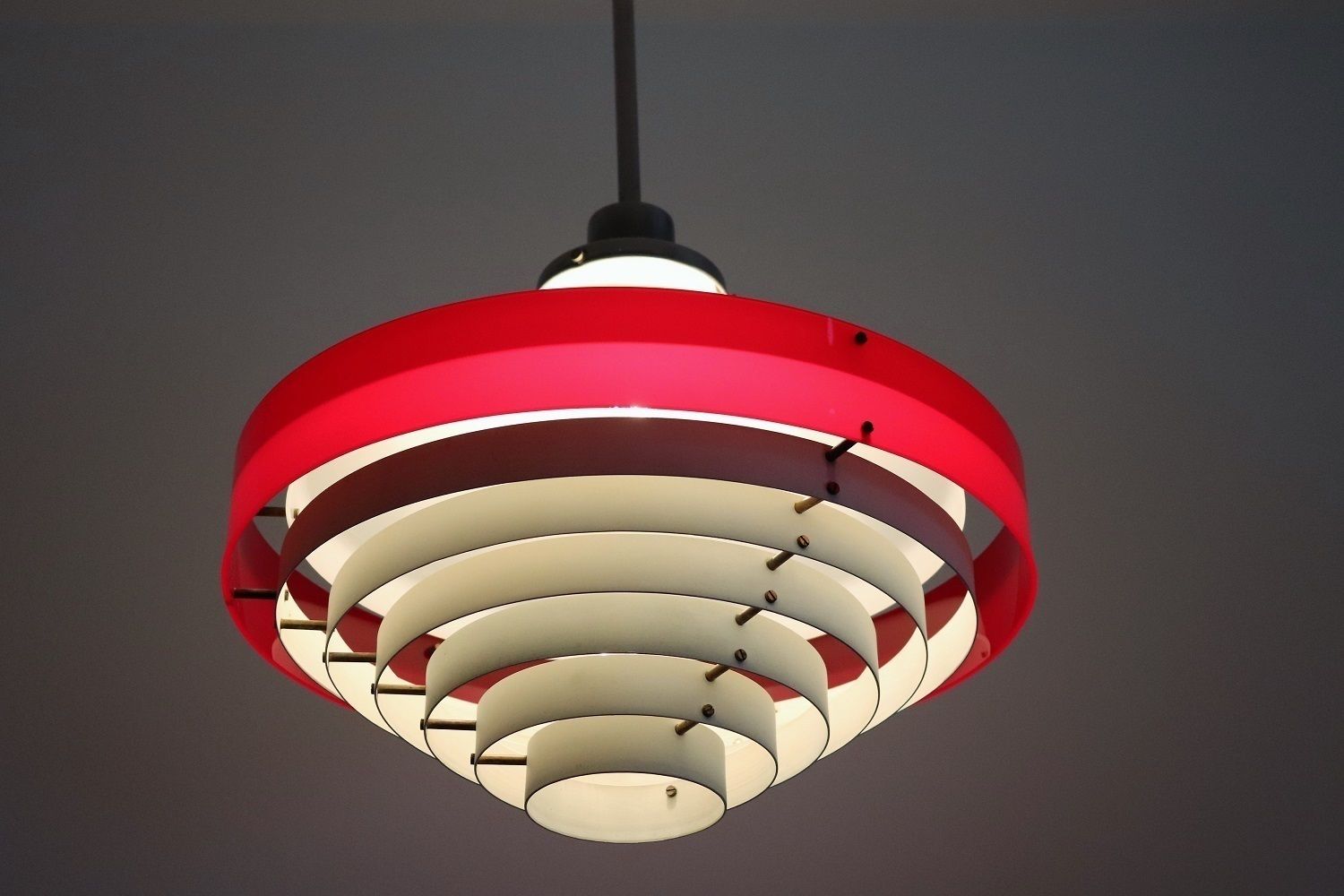 photo vinterior Italian Midcentury Pendant Lamp In Acrylic, Aluminium And Brass By Stilnovo, 1950s