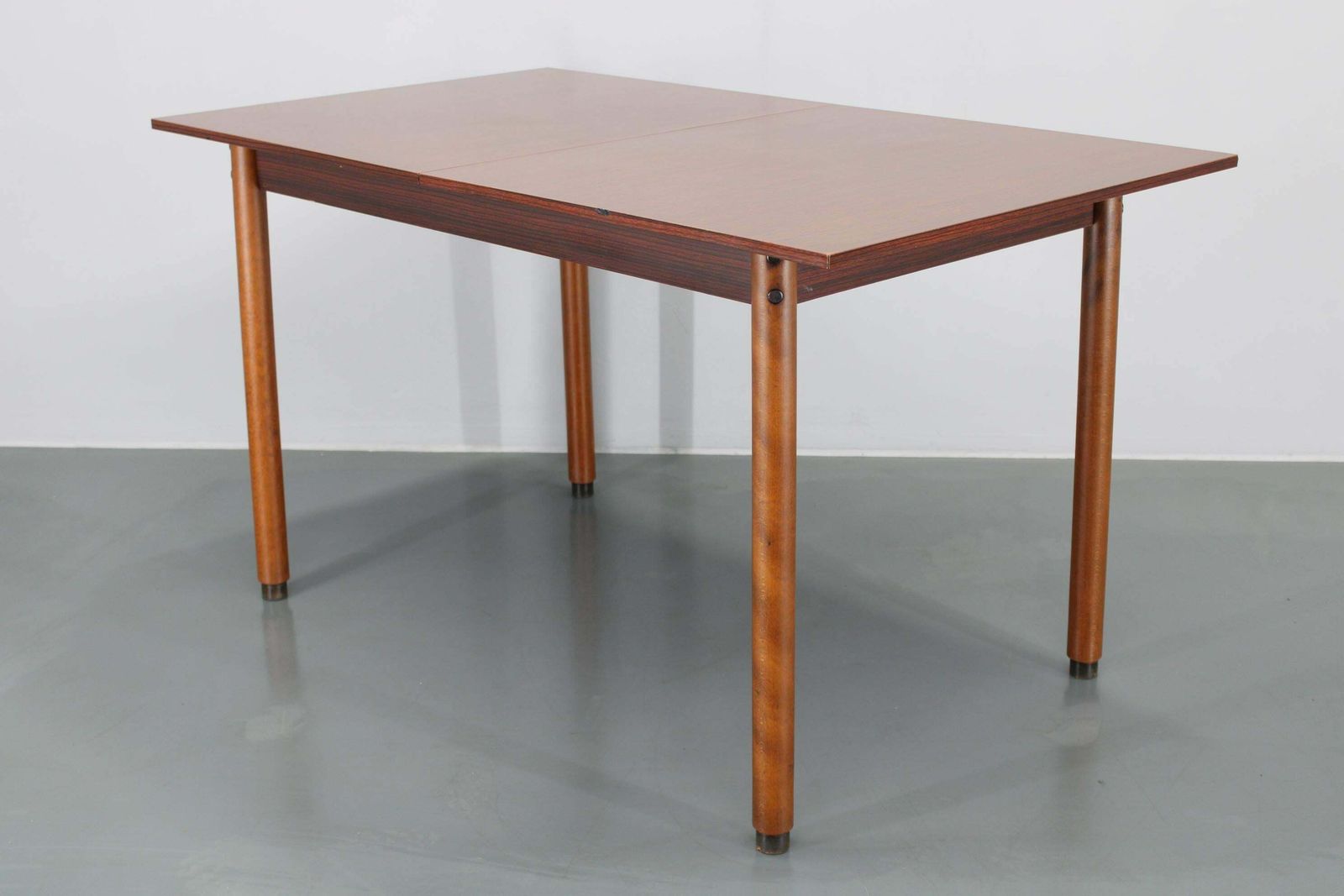 photo for sale 1970s Italian Extendable Dining Table