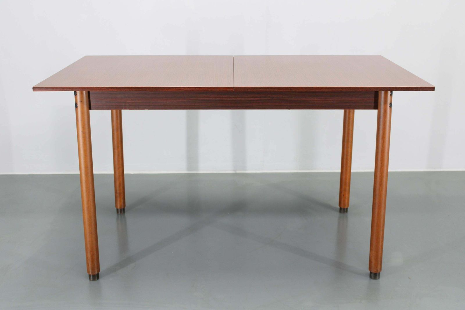 441.0 1970s Italian Extendable Dining Table photo