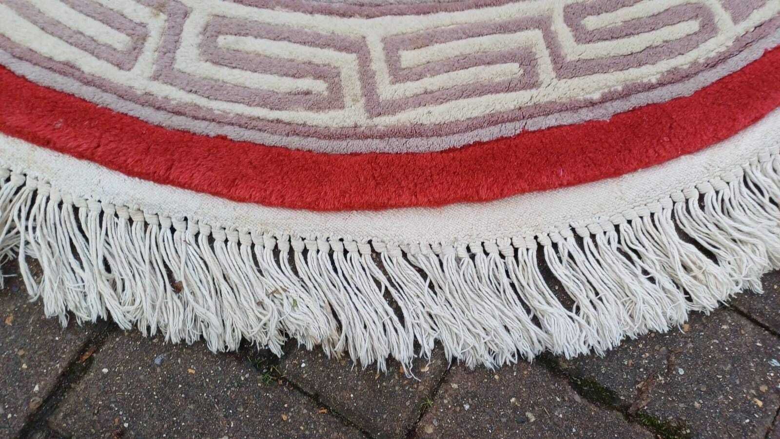 Vintage Round Chinese Woollen Red Rug, Dragons, Oriental Pattern And Fringe, Good Condition 144cm Diameter photo vintage