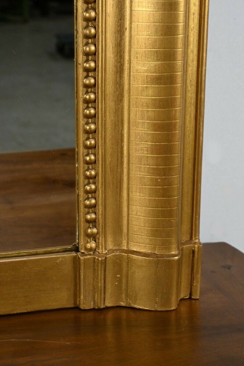 2260.0 Gilded Leaf Mirror, Louis Philippe Period – Part 1 Of The 19th Century photo