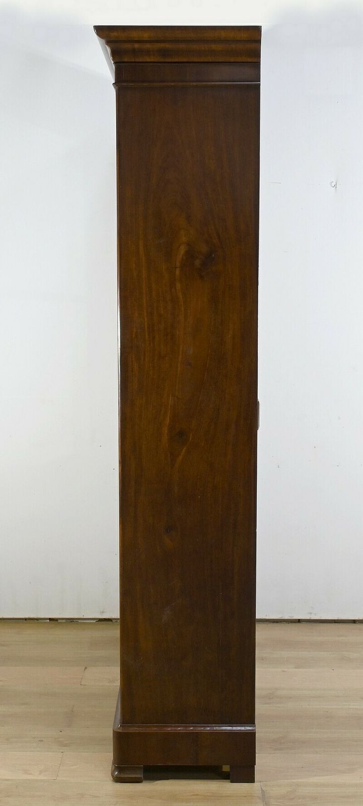photo for sale Glass Fronted Mahogany Bookcase, Restoration Period – 1st Part Of The 19th Century