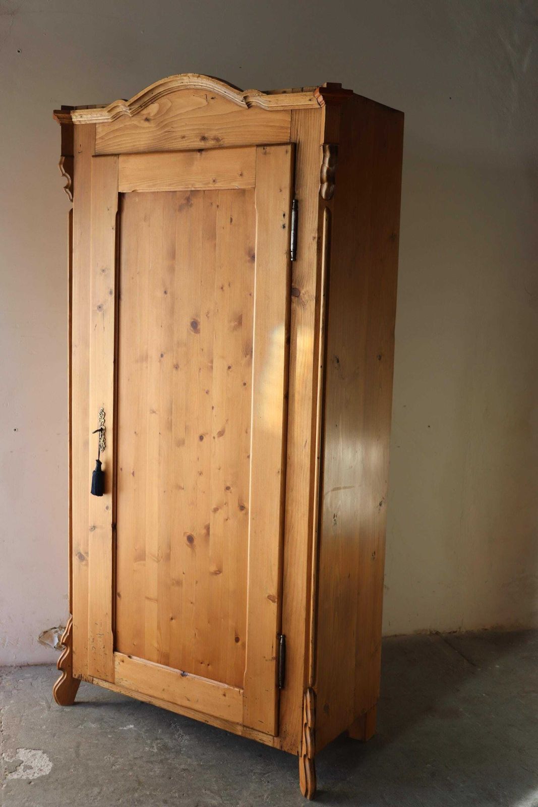 photo furniture Gorgeous Rustic Pine Farmhouse Larder Or Linen Cupboard With Shelves And Original Key
