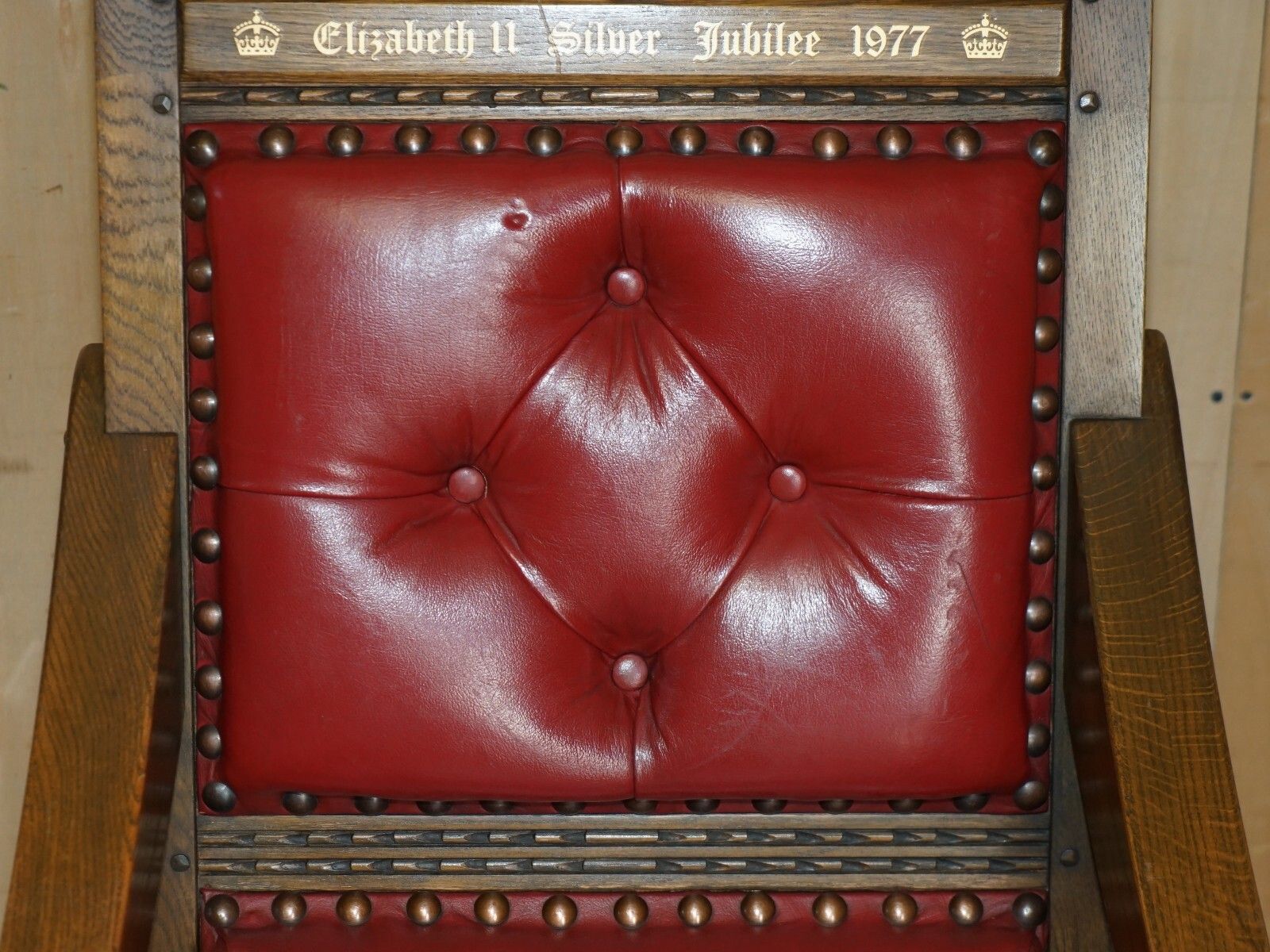 Original Elizabeth II Silver Jubilee Throne Armchair English Oxblood Oak Leather photo vintage