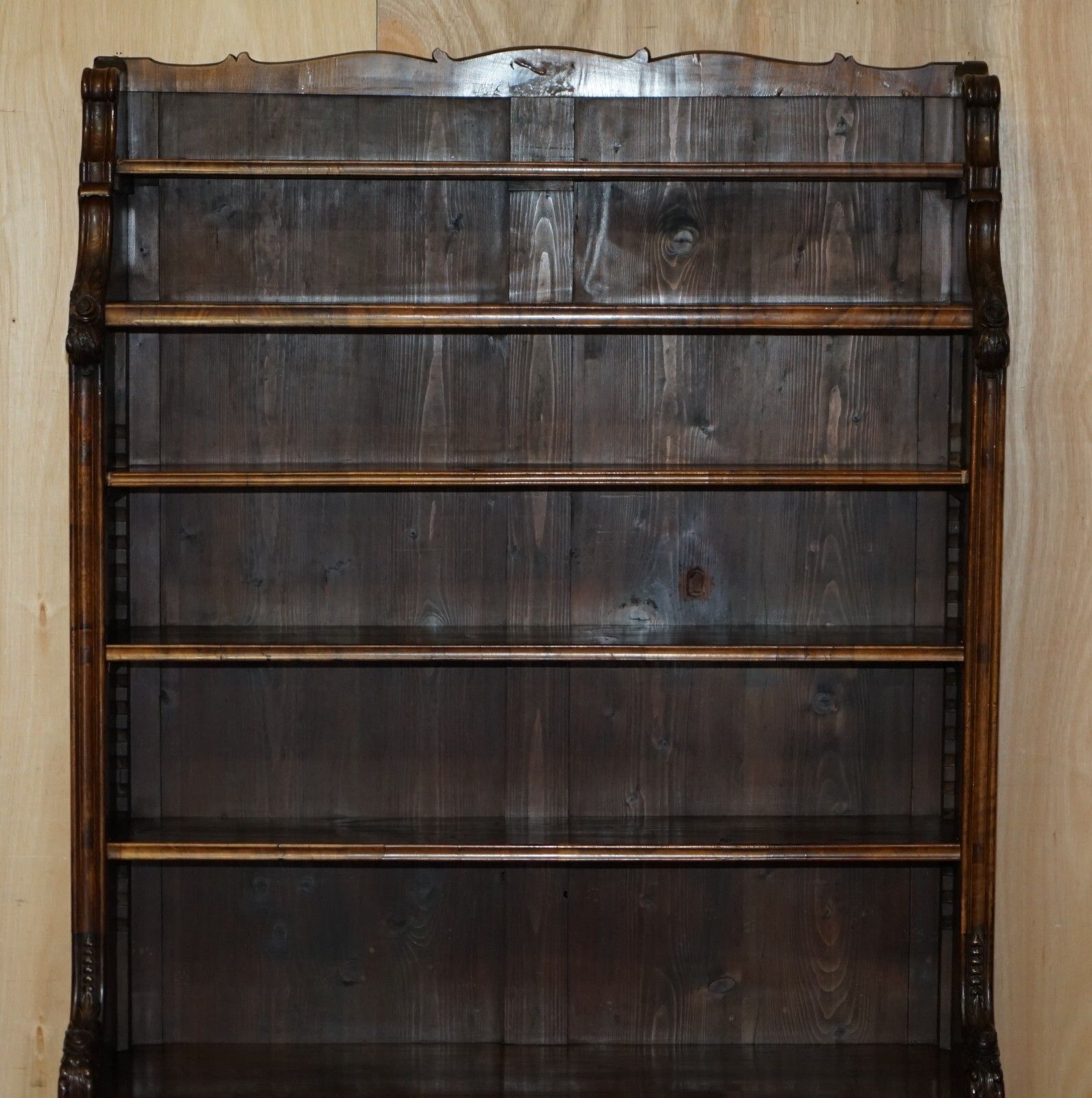 Important Pair Of 2.1 Meter Tall Regency Rosewood Waterfall Library Bookcases photo vinterior