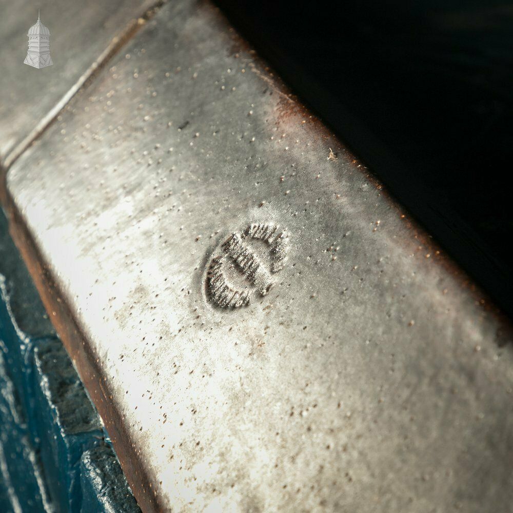 Triangle Ridge Tile, Salt Glazed   A Run Of 11 Metres photo 840.0
