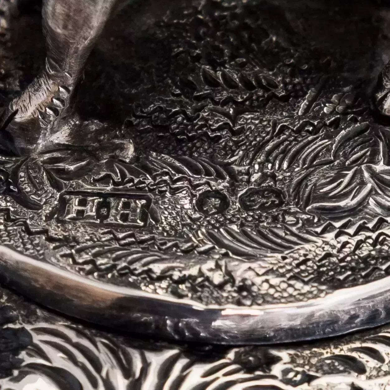 photo furniture George III Sterling Silver Jug By John Deacon, London, 1772