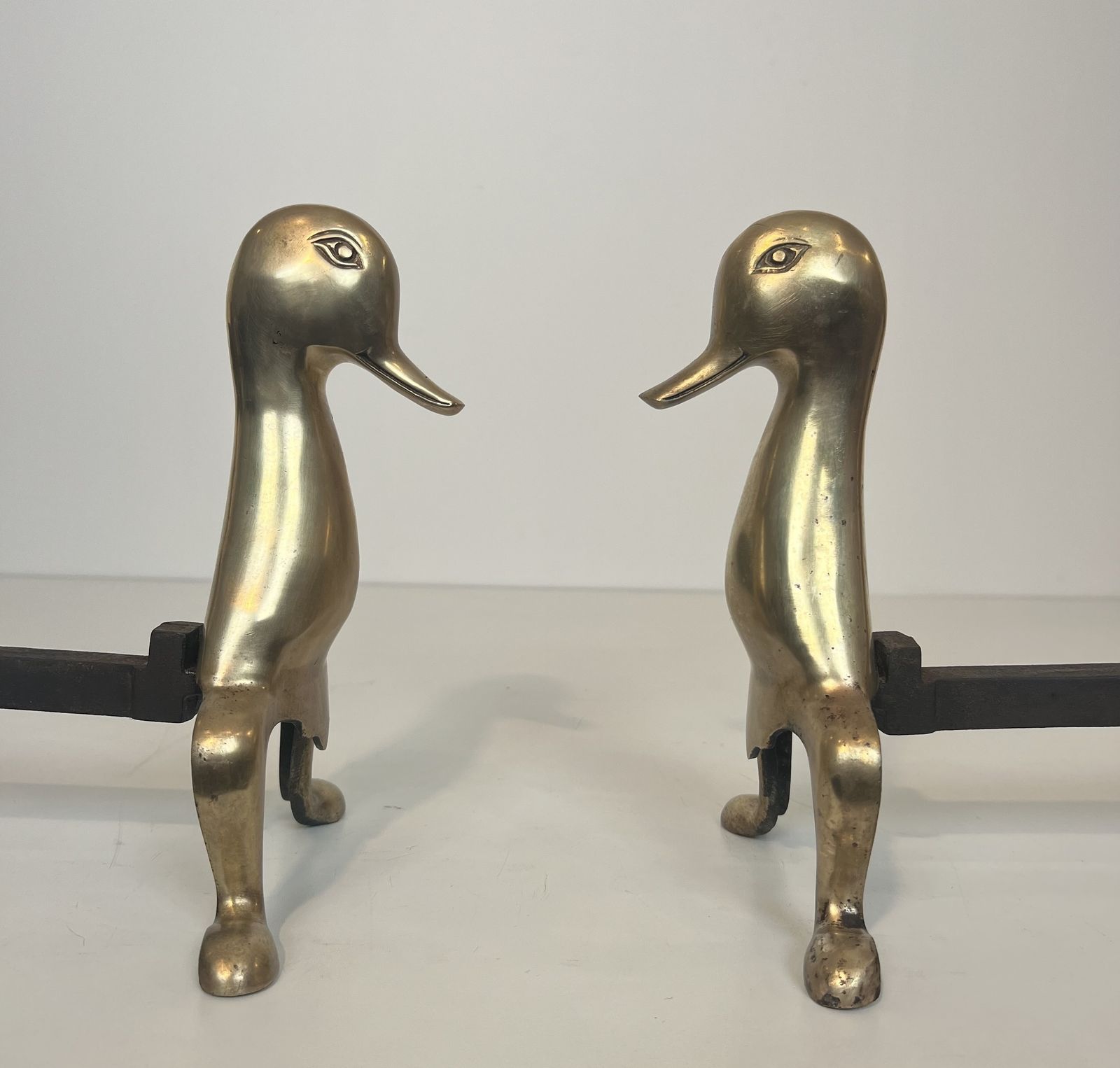 Pair Of Andirons Representing Stylized Ducks In Brass In The Style Of Claude And François Xavier Lalanne. Circa 1970 photo vinterior
