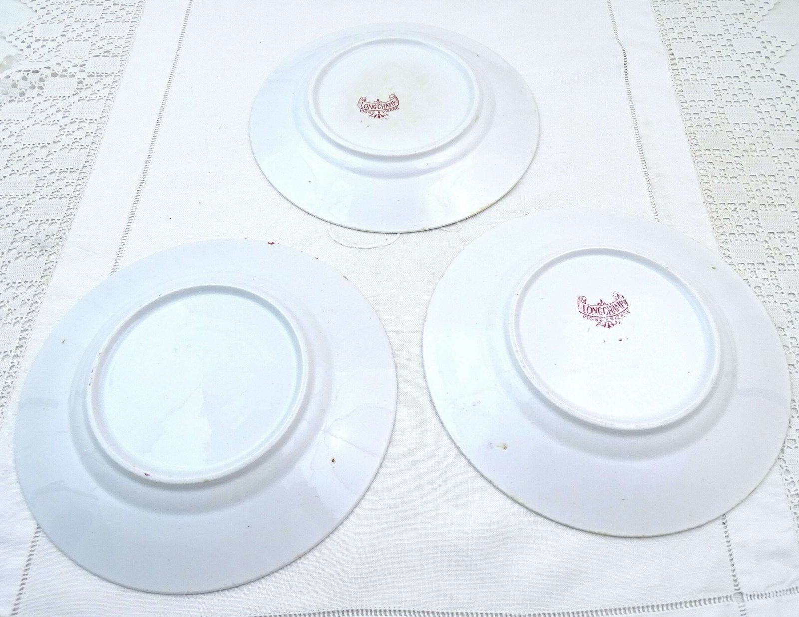 Set Van 3 Franse Antieke Ronde Borden Met Rood Wijnbladpatroon Van Longchamp – Vintage Brocante Wanddecoratie Uit Frankrijk photo 57.0