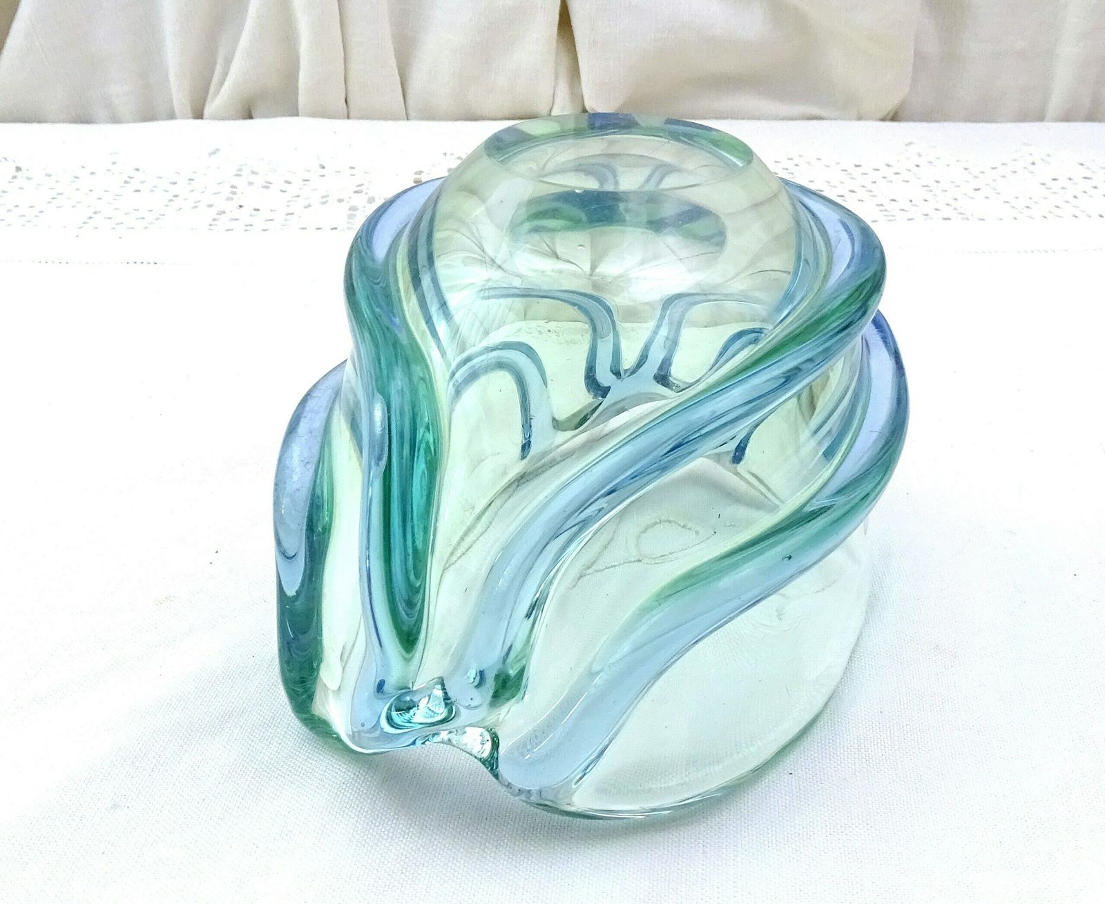 Vintage Mid Century Modern Large Chunky Art Glass Ribbed Pale Green And Blue Cigar Ashtray, Retro 1950s 1960s Mcm Czech Glassware Dish photo 95.0