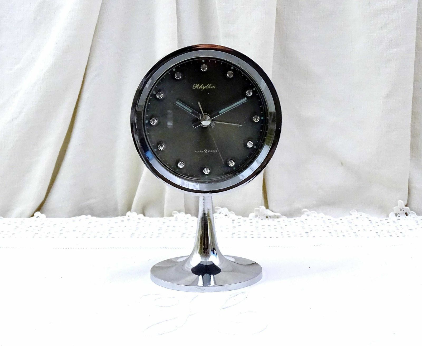 Vintage Working Mid Century Modern Tulip Base Alarm Clock 2 Jewels By Rhythm Of Japan In Bark Melamine And Chrome, Retro 1960s Time Piece