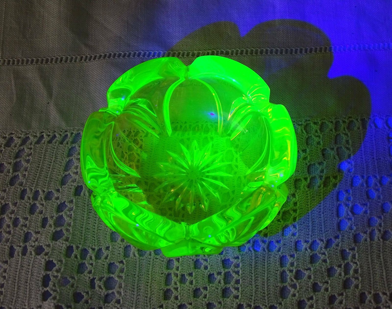 Small Antique Uranium Crystal Glass Trinket Round Dish, Retro Green Yellow Glassware Condiment Accessory From France, Glowing Glass Curio