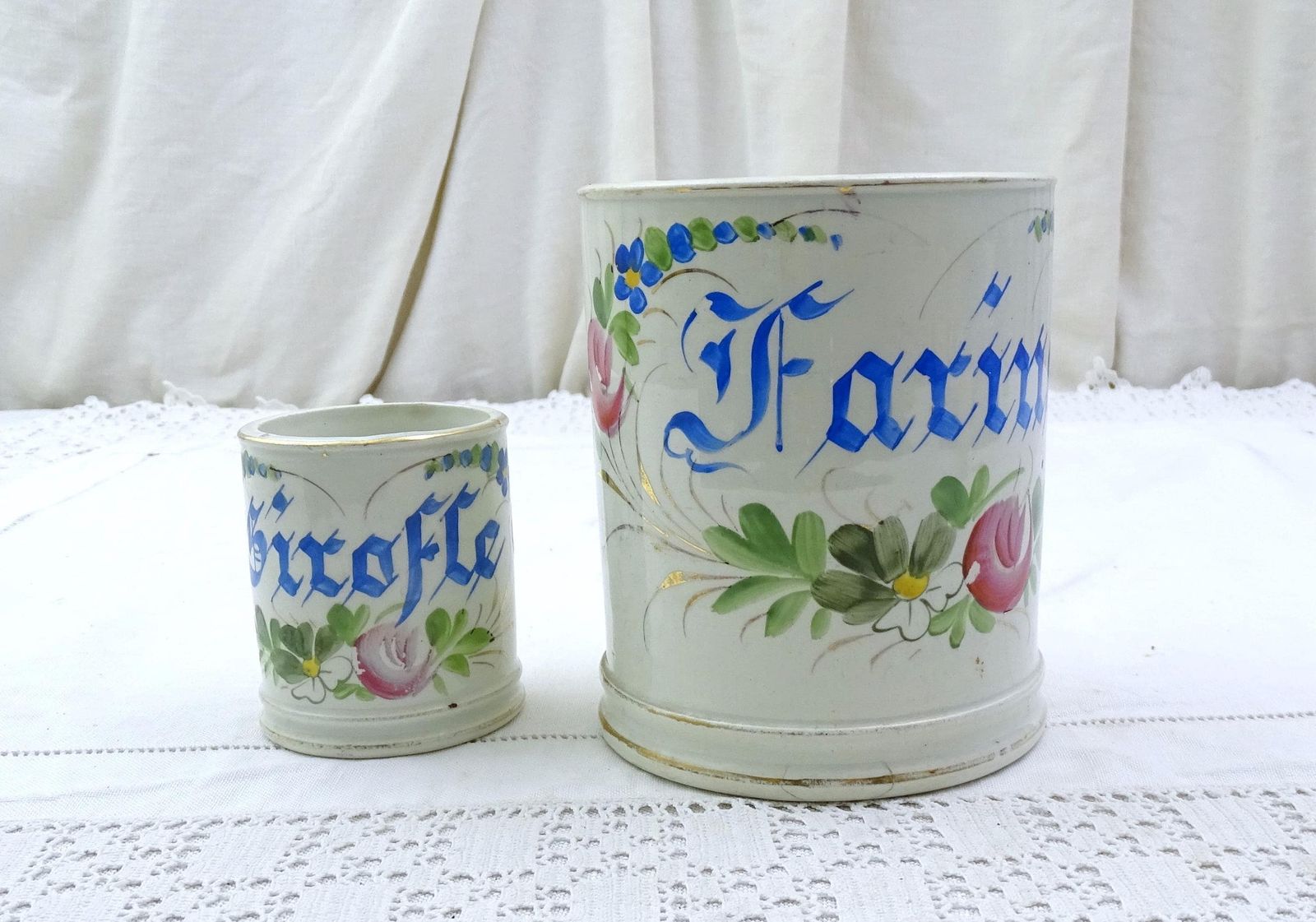 2 Antieke Franse Ironstone Keramische Voorraadpotten Zonder Deksel Met Handgeschilderd Rozenpatroon Van Choisy Le Roi, Vintage Aardewerk