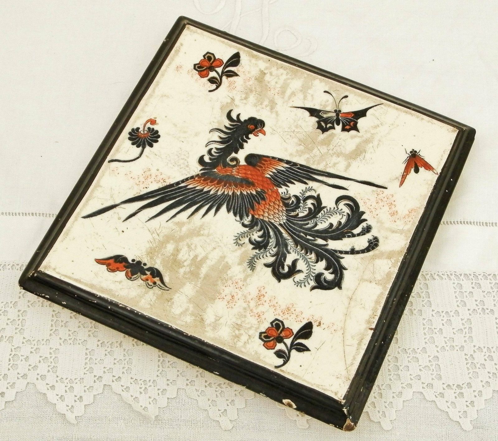 Antiek Frans Keramisch Onderzetter / Warmhoudplaat Met Drakenmotief – Luneville Kg, 19e Eeuw – Paris Brocante Decor photo for sale