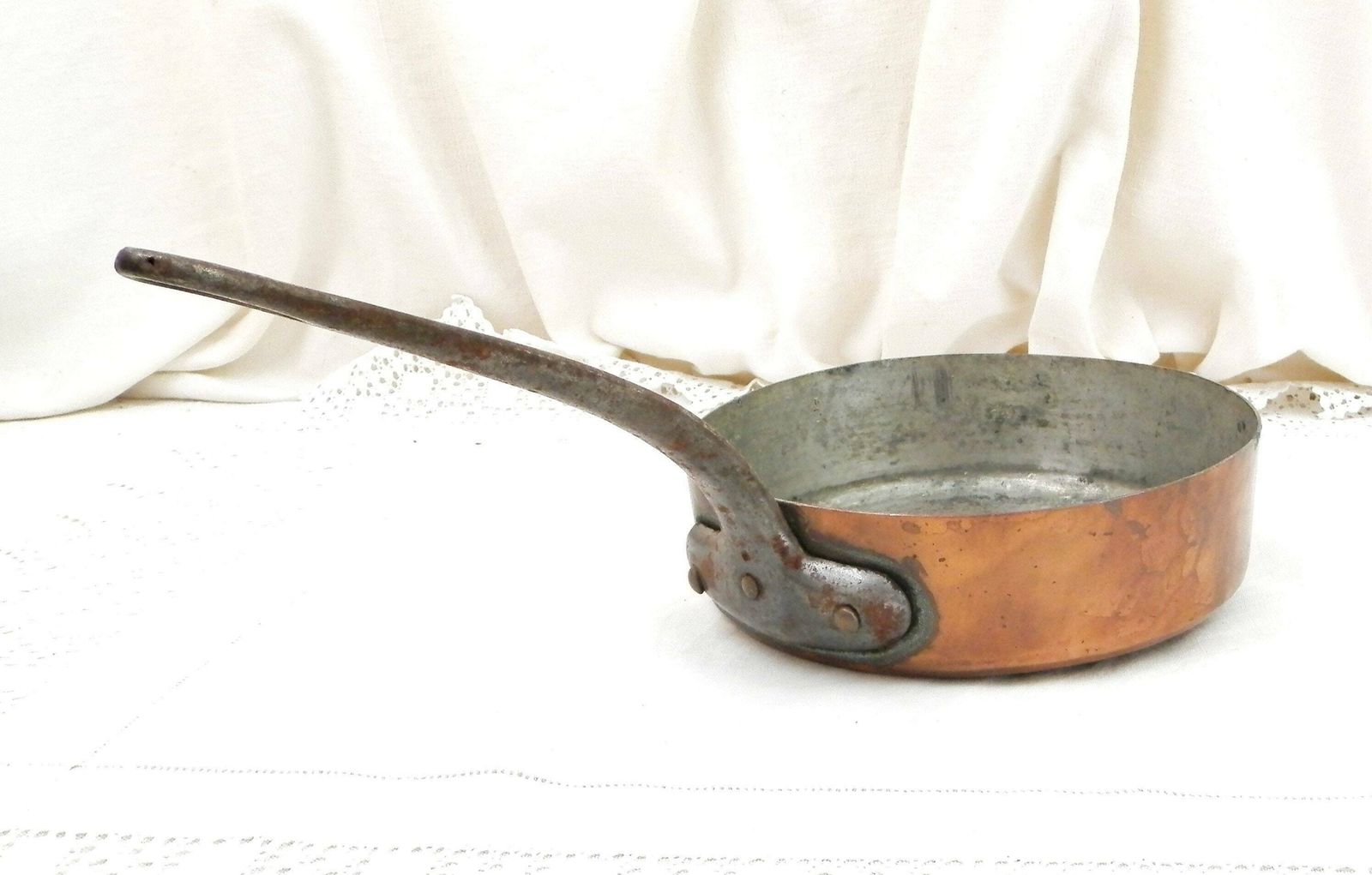 Antique French Saute Pan Copper And Tin Lined Cast Iron Handle, Retro Old Chefs Cooking Fry Pan From France, Shabby Chateau Kitchen Cooking photo for sale
