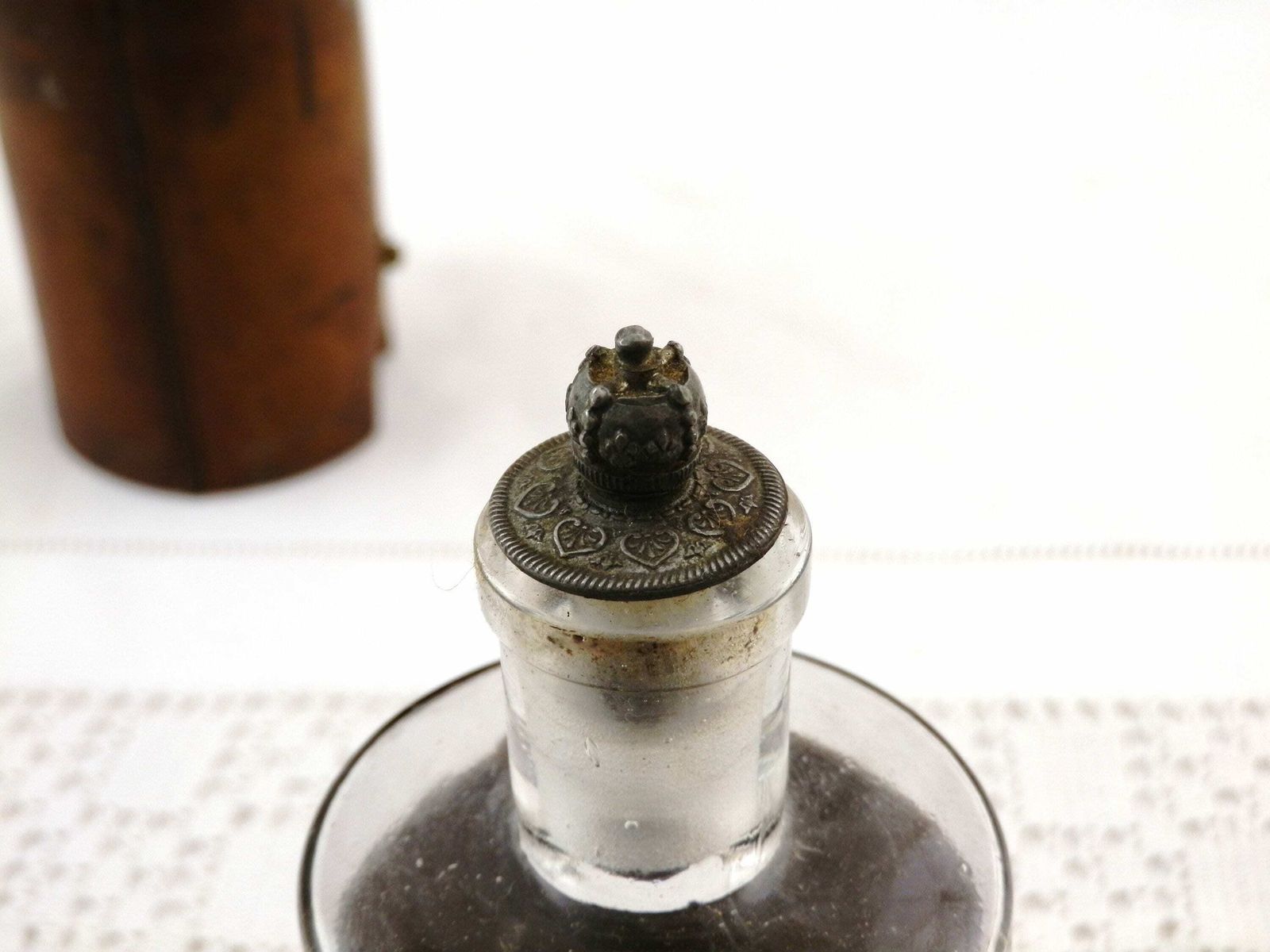 French Antique Travel Scent Perfume Glass Bottle With Leather Cover, Vintage Luggage Accessory From France, Retro Boudoir Grooming Curio photo vintage