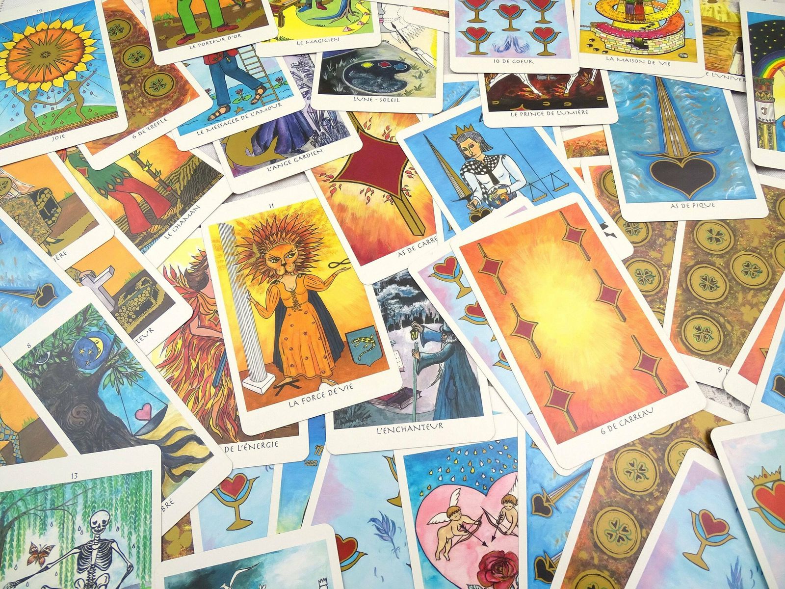 Vintage French Complete Tarot Pack Le Tarot D'or By Joelle Balle Safran Collection, Retro Big Fortune Telling Cards From France, Divination