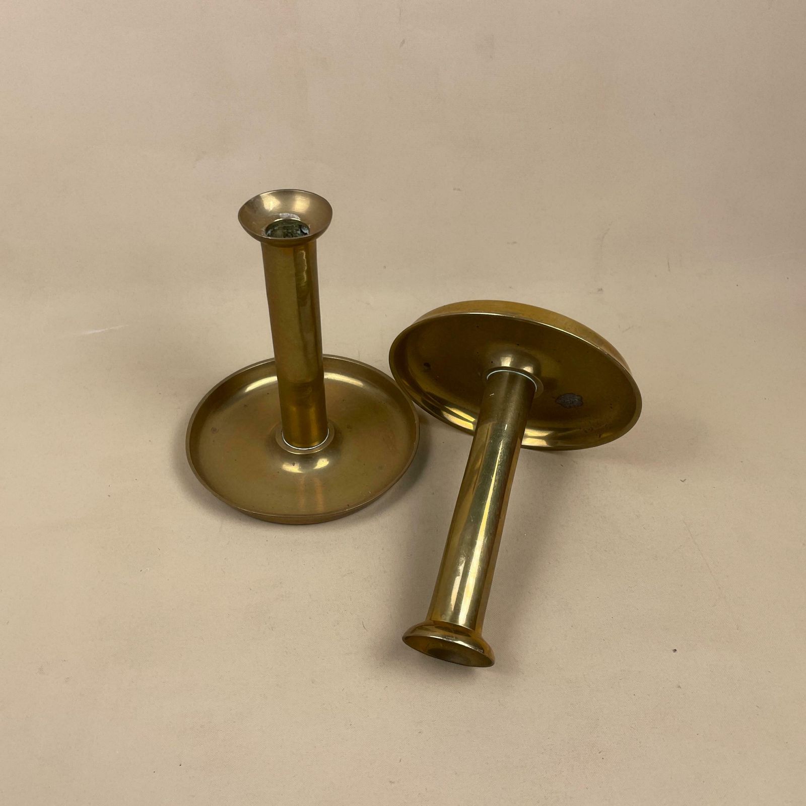 Antique Matching Pair Of Gold Brass Metal Candlestick Candle Stick Vintage Column Taper Dinner Candlesticks Round Base Column Chamber photo furniture