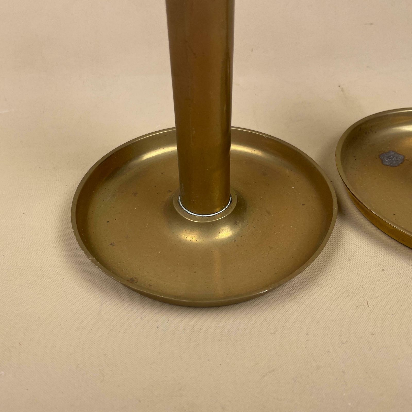 Antique Matching Pair Of Gold Brass Metal Candlestick Candle Stick Vintage Column Taper Dinner Candlesticks Round Base Column Chamber photo 59.0