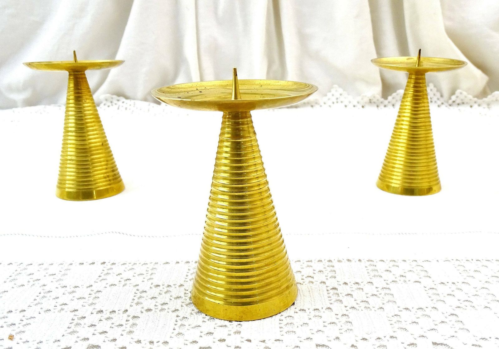 Set Of 3 Vintage Brass Mid Century Modern Conical Candle Sticks, Retro Scandinavian Style Metal Cone Shaped Candle Holders, 1960s Lighting photo furniture