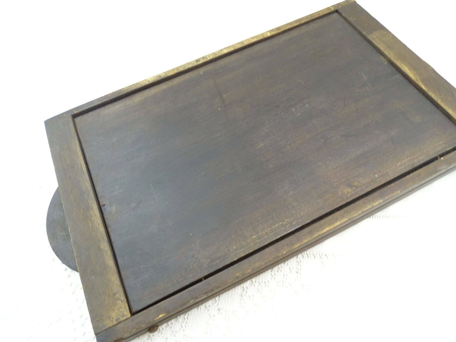 Large Vintage French Hand Carved Oak Wood Serving Tray With 2 Bretons In Traditional Dress Signed Rd With Glass Top, Retro Souvenir Brittany photo vinterior