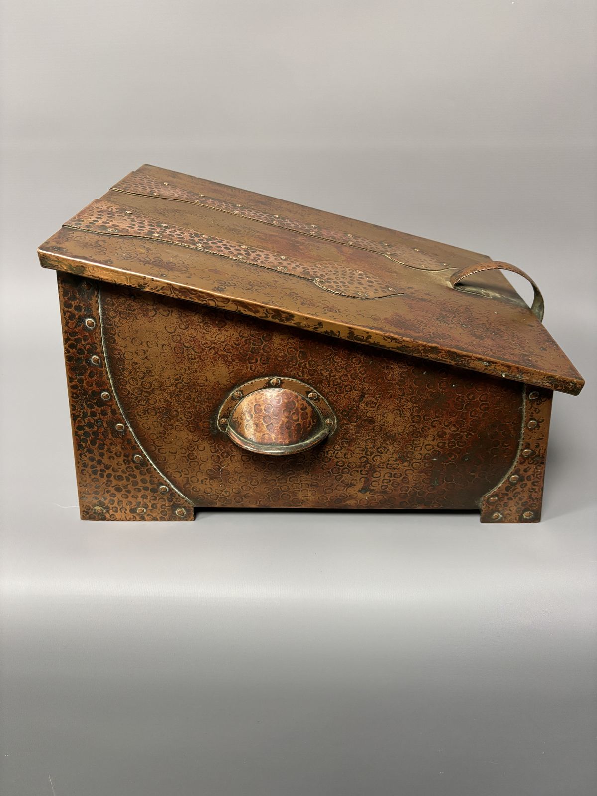 Arts & Crafts Fireside Box By J&F Pool Of Hayle photo vinterior