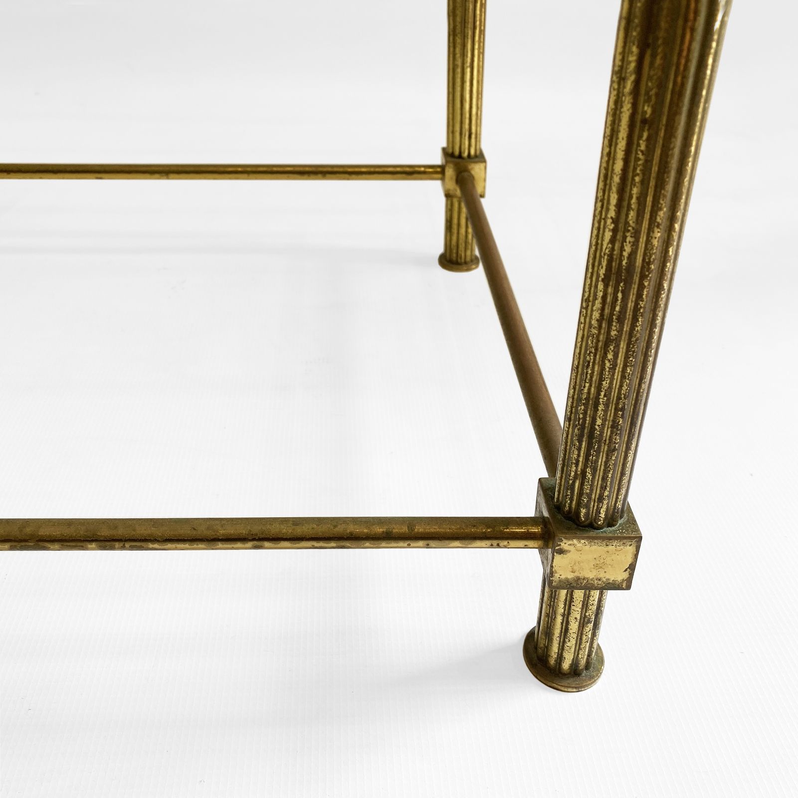 photo vintage Aldo Tura Brass Coffee Table 1960s Midcentury Glass Neoclassical