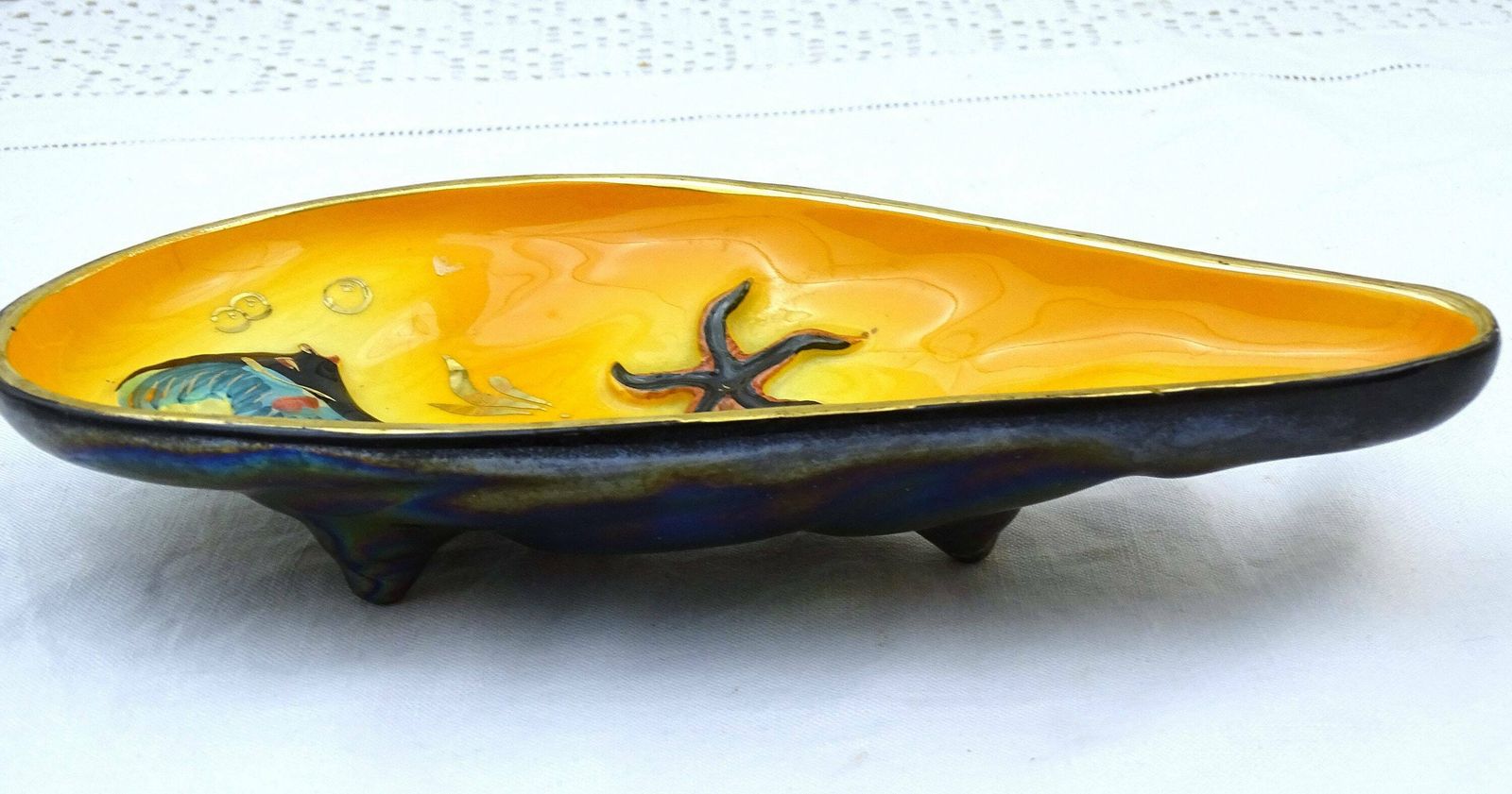 Vintage Mid Century Cerazur Monaco Oyster Shaped Vide Poche With Exotic Fish In Bright Yellow And Black On 3 Legs, Retro 1950s Trinket Dish photo 67.0