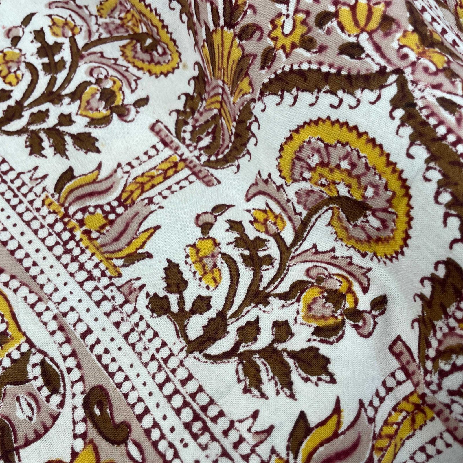 Hand Printed Indian Fabric 146x217cm Elephant Pattern Block Pink White Tapestry Cotton Handmade Craft Dress Making Traditional Cloth India photo vintage