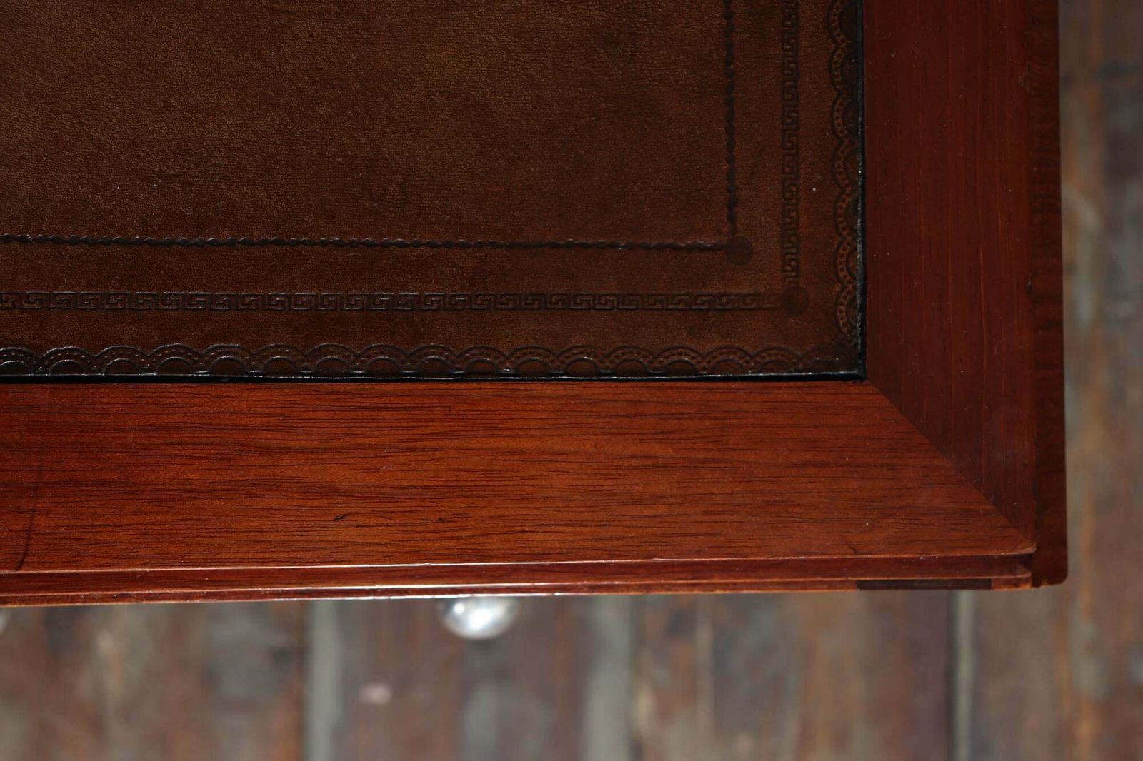 photo furniture French Art Deco Desk In Mahogany And Satinwood
