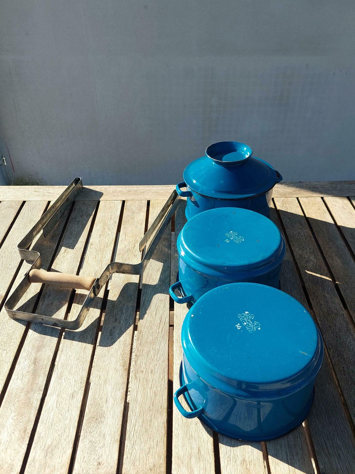 photo furniture Retro Enamel Lunch Box / Three Tier Tiffin Lunch Box / Food Carrier / Lunch Pail / Enamel Food Carrier /Mcm Lunch Pail /Emo Yugoslavia /70's