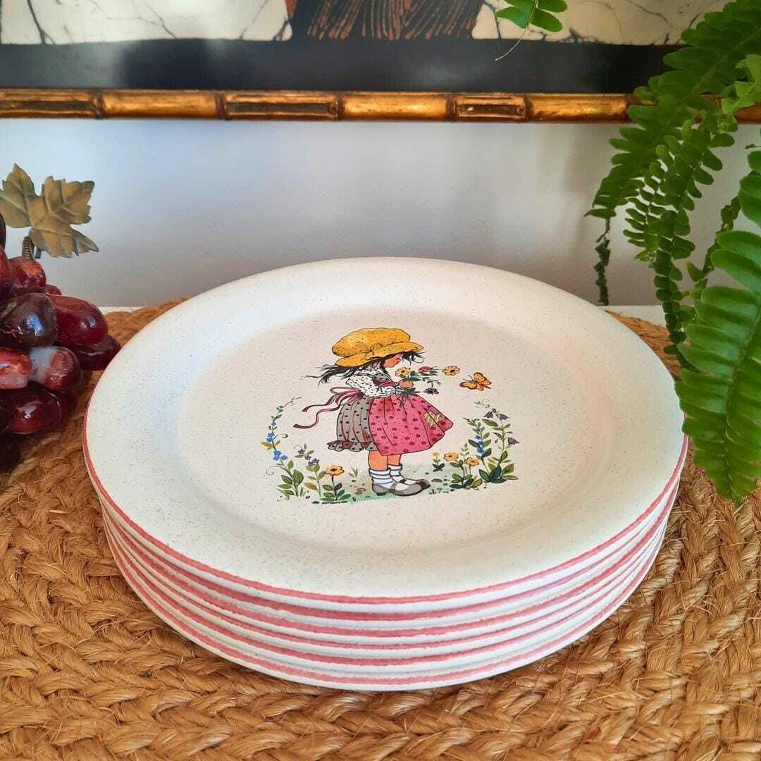 6 Mid Century Holly Hobbie Characters Decorative Plates Made In France By Faince De S'amand. photo vinterior