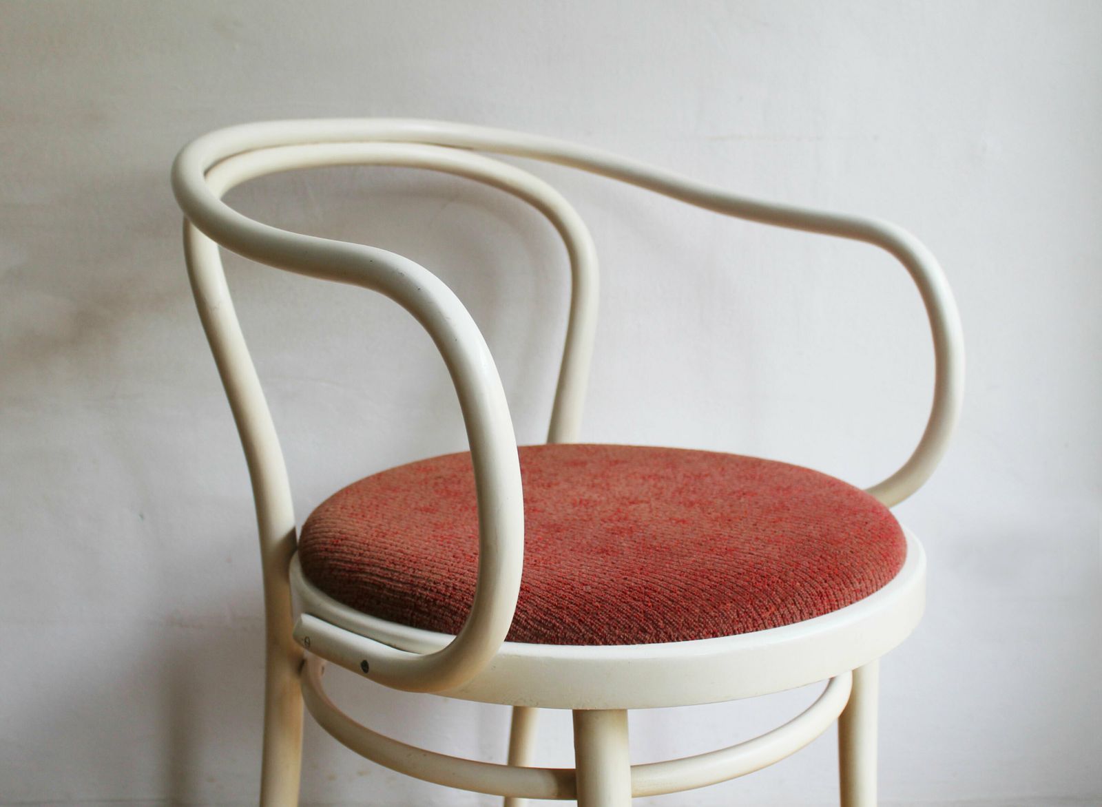 photo vinterior Set Of Four 1980's Chairs By Ton
