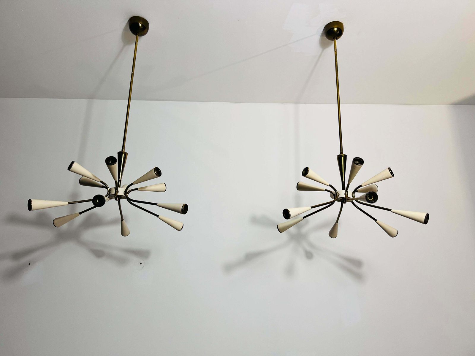 1 Of 2 Mid Century Brass 12 Arm Sputnik Chandelier, 1950s, Italy photo Lighting