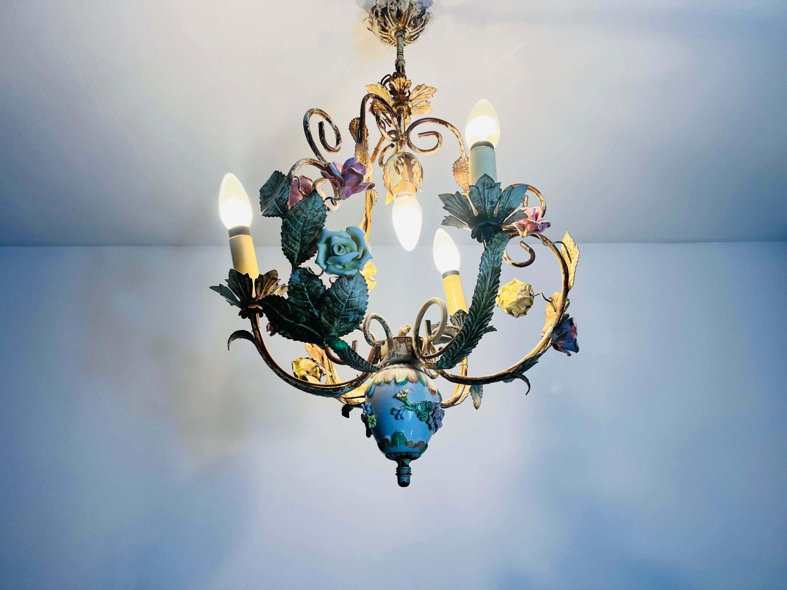 1433.0 Brass And Ceramic Florentine Flower Shape Chandelier, Germany, 1970s photo