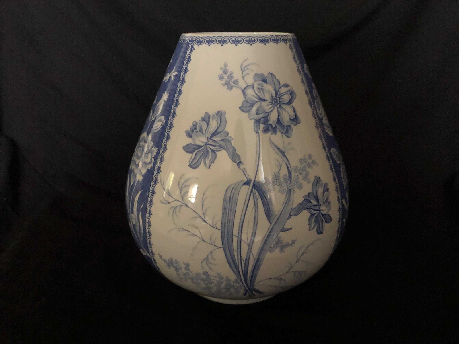 Sode Blue Room Large Bulb Vase photo furniture