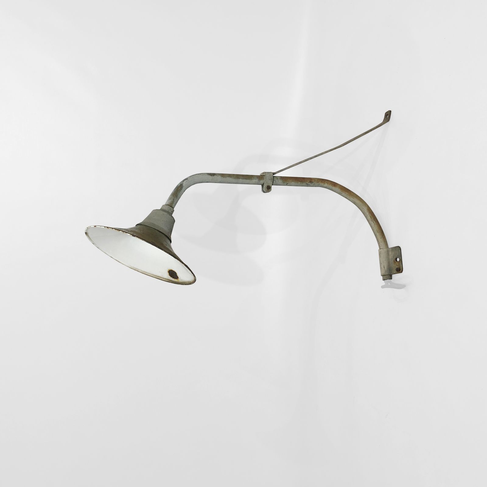 photo furniture Large Greek Industrial Wall Light 1c Brutalist Outdoor Lamps Commercial Lighting