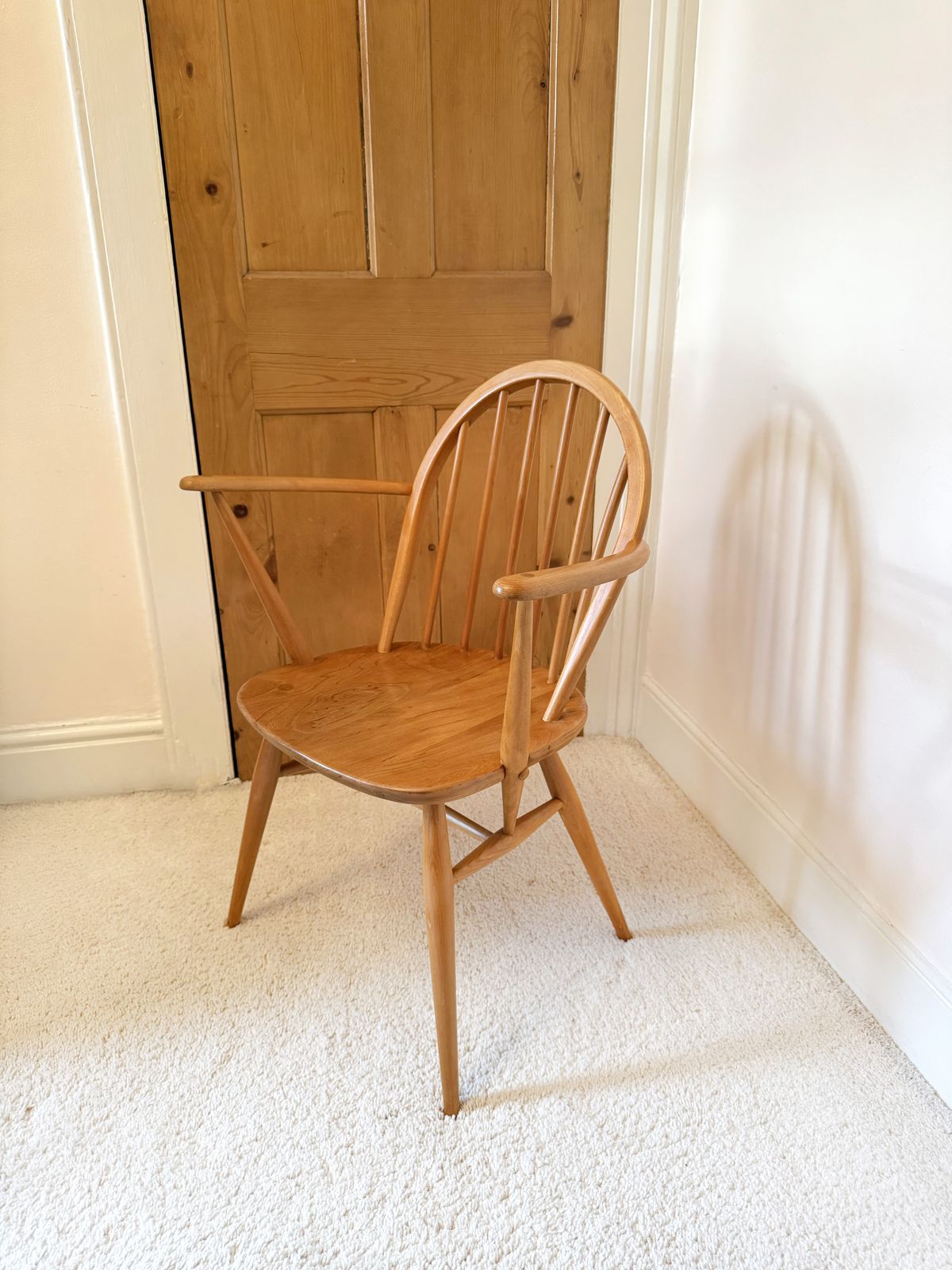 Original Vintage Ercol Windsor 370a Carver Chair photo furniture