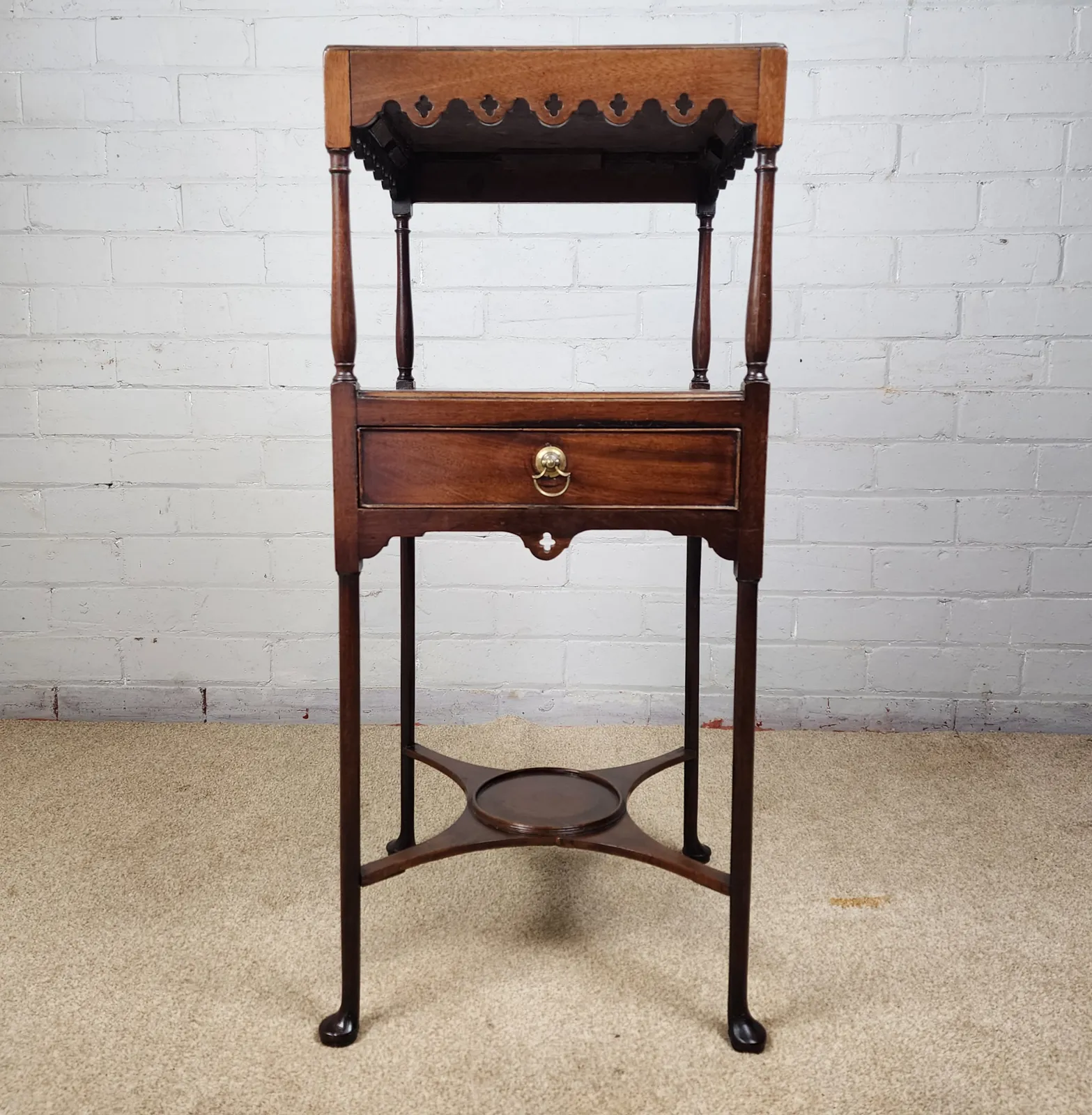 Georgian Mahogany Washstand With Pierced Frieze photo for sale