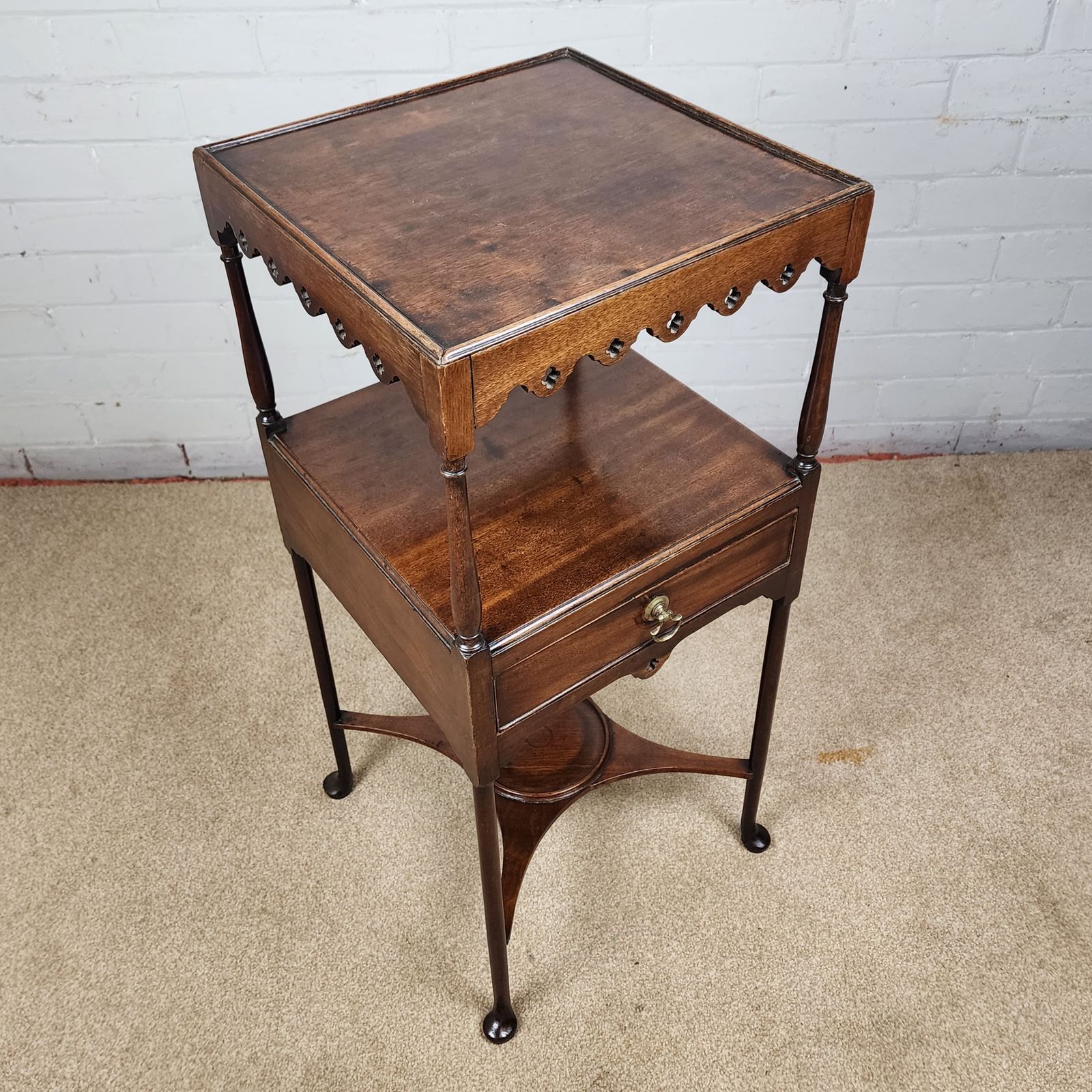 Georgian Mahogany Washstand With Pierced Frieze photo 795.0