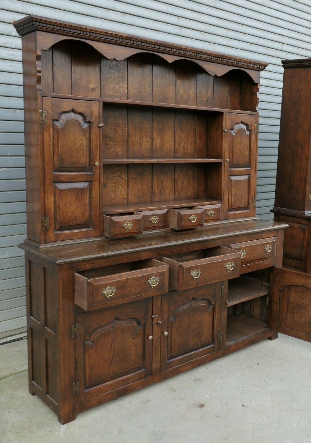 Artisan Hand Made Period Oak Style Dresser photo 2394.0