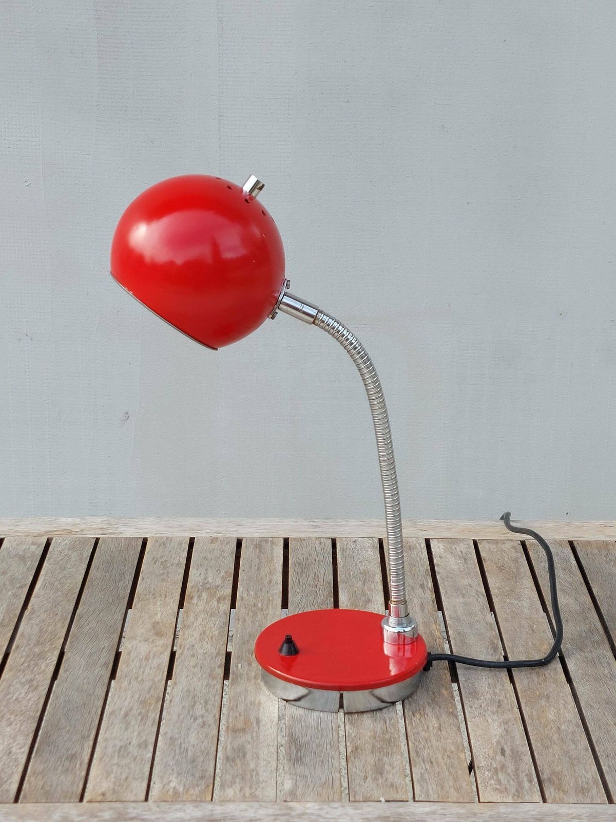 Space Age Table Lamp / Retro Eyeball Table Lamp/Pop Art Table Lamp / Red Eyeball Desk Lamp /Atomic Table Lamp /Mcm Eyeball Lamp /70's photo buy