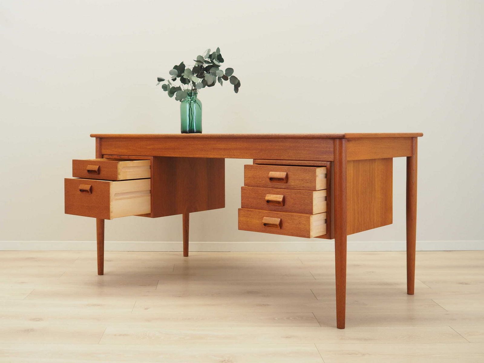 Teak Desk, Danish Design, 1960s, Designer: Børge Mogensen, Manufacturer: Søborg Møbler photo Furniture