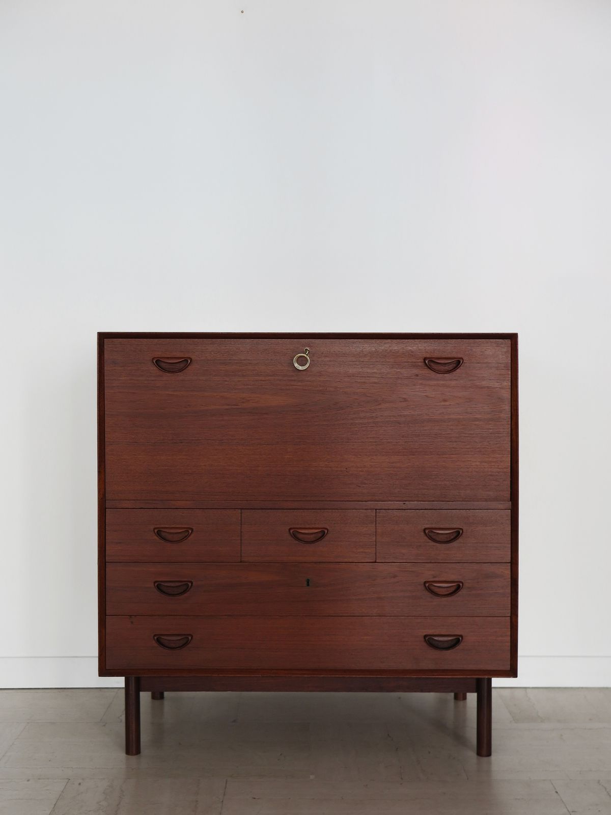 Scandinavian Teak Bar Cabinet Design Peter Hvidt & Orla Molgaard Nielsen 1960s photo furniture