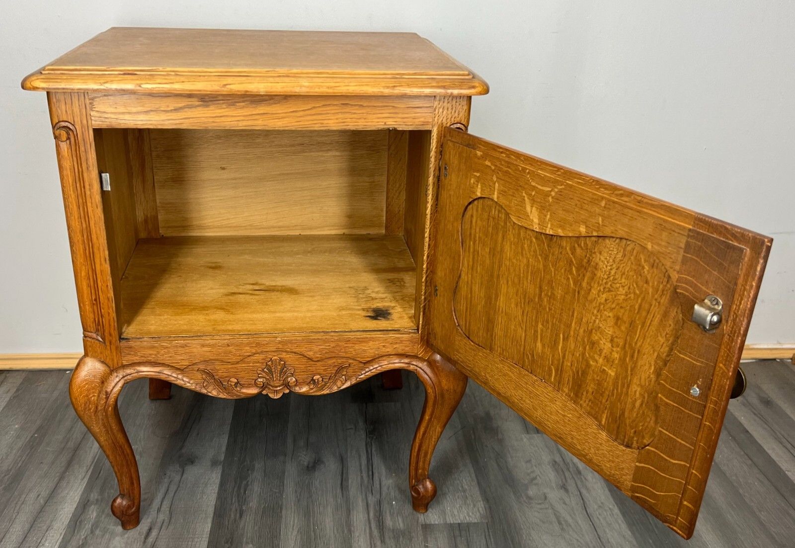 photo furniture Bedside Tables Pair French Oak Louis XVI Vintage Nightstands Cabinets Lot 3469