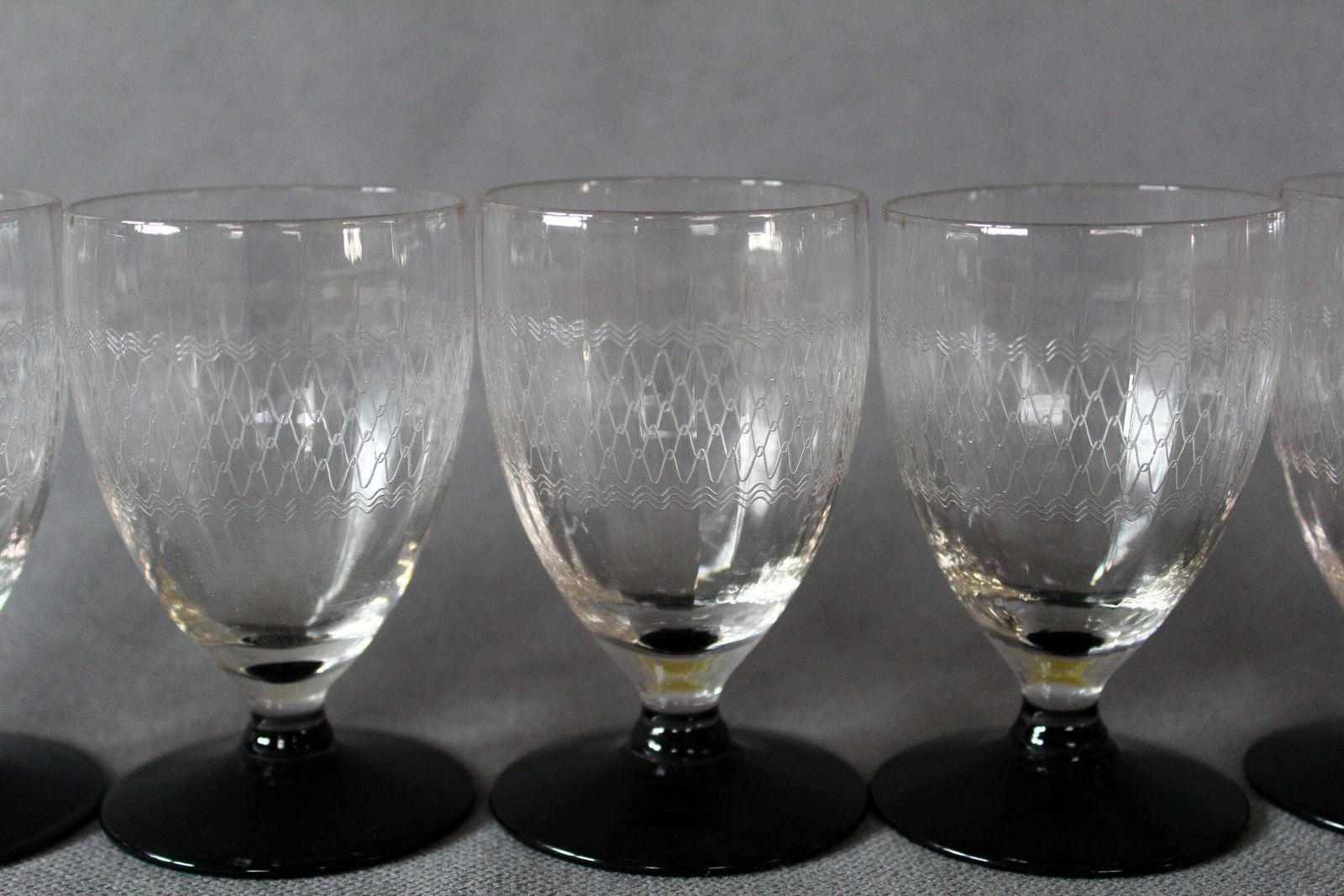 7 Art Deco Footed Liquor Glasses, Small Glasses, 100 Ml, Etched Glass, Black Glass Base, Wine Glasses, Bar Ware photo furniture