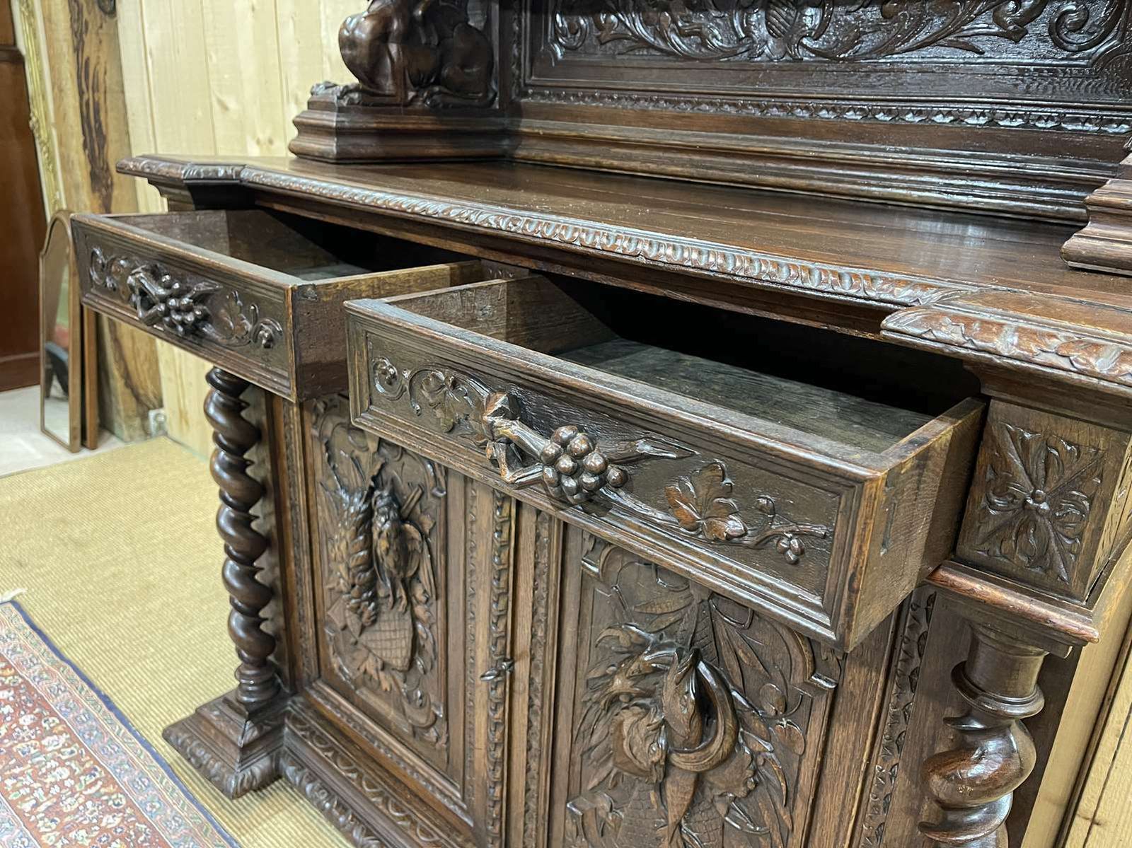 Renaissance 2 Body Sideboard On The Theme Of Hunting And Fishing, 19th Century Work In Oak photo vinterior
