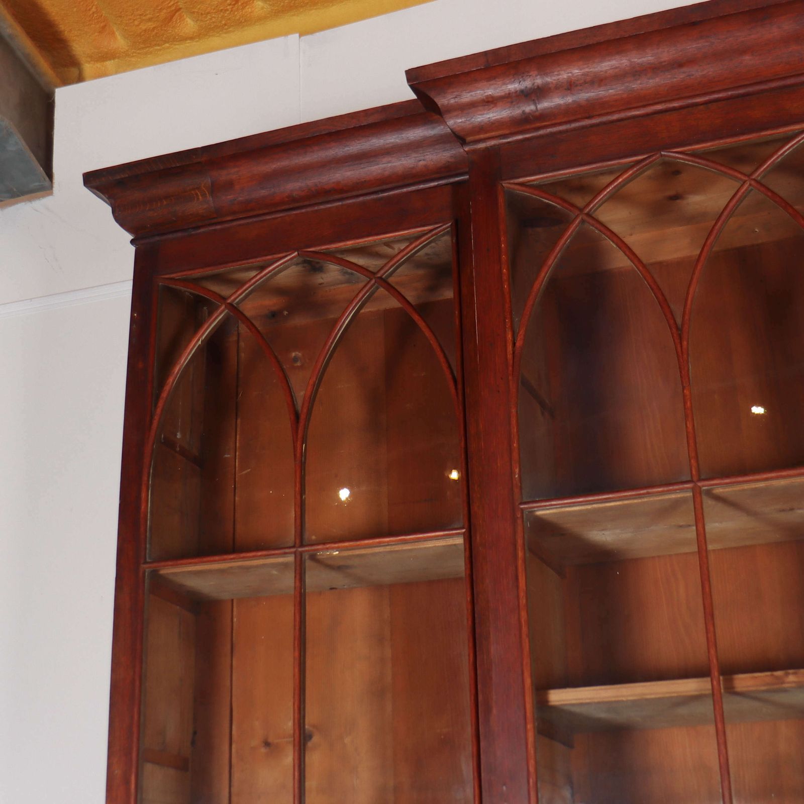 Early 19th Century English Country House Gothic Bookcase photo vinterior
