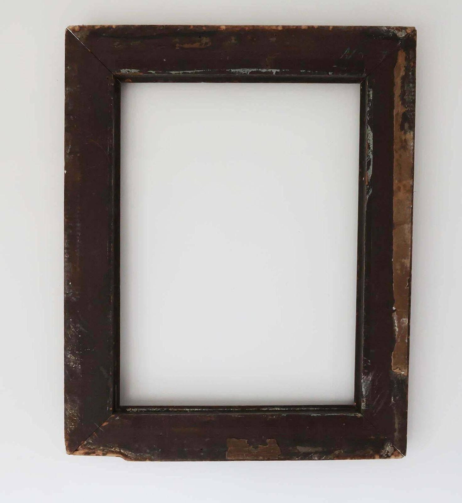 Large Antique Renaissance Style Carved Wood Picture Frame. English, 19th Century photo 380.0