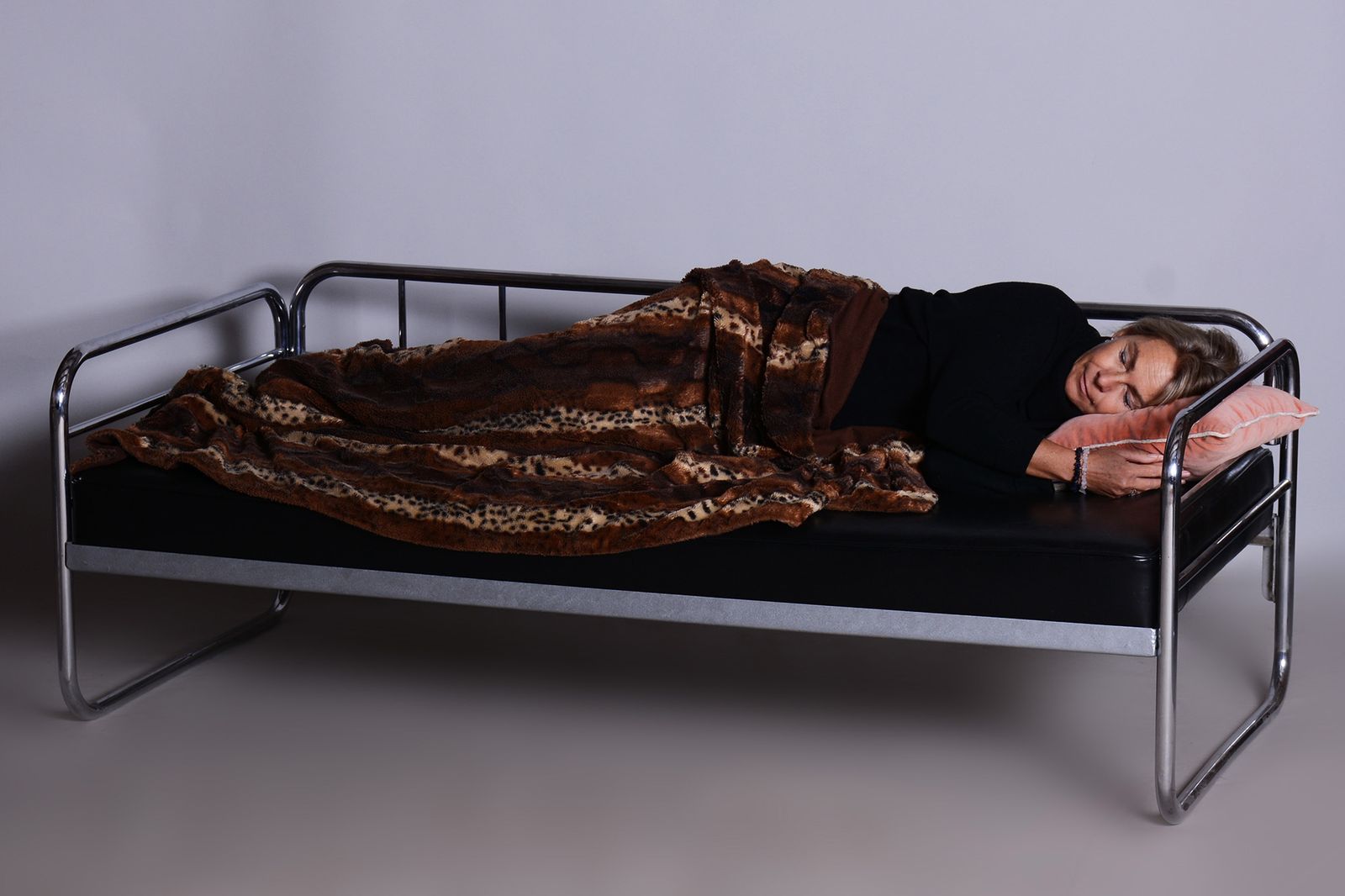 Restored Bauhaus Sofa, By Vichr A Spol., Chrome, Leather, Czech, 1930s photo vinterior